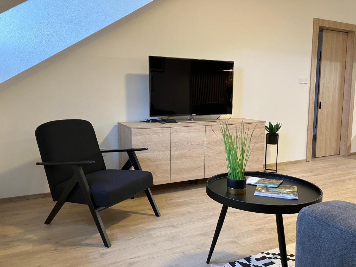 Apartman Nahore Vacov エクステリア 写真